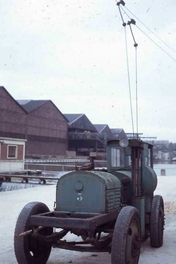 Electrique sur pneu, canal St Denis en 1963